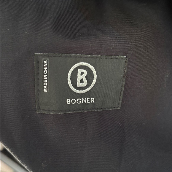 Bogner black trench coat size 6 - Picture 8 of 8